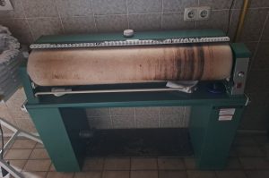 Bügelmaschine A