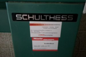Bügelmaschine A