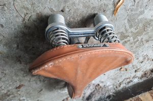 Historischer Fahrradsattel A