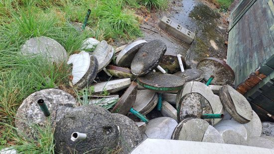 Diverse Gartenschirme A