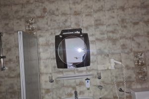 Badezimmerspiegel 1-2OG