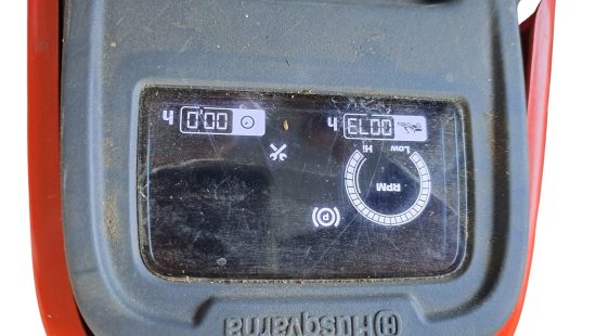 Rasenmähertraktor G