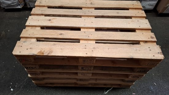 Holzpaletten
