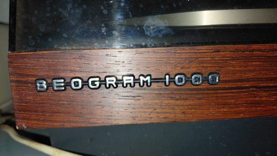 Retro-Plattenspieler R3