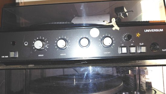 Retro-Plattenspieler R3