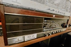 Retro-Radio R1