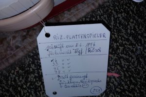 Kofferplattenspieler R3