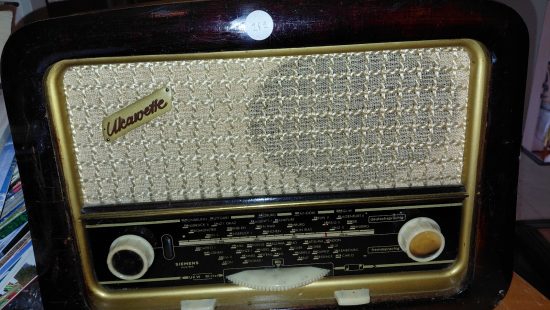 Retro-Radio R3