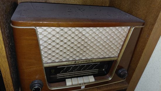 Retro-Radio R1