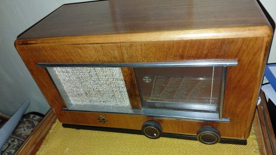 Retro-Radio OG3 R5