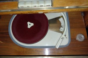 Konzertschrank OG3 R5