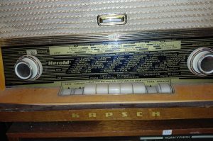 Retro-Radio R1