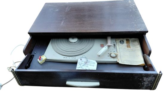 Retro Kofferplattenspieler S