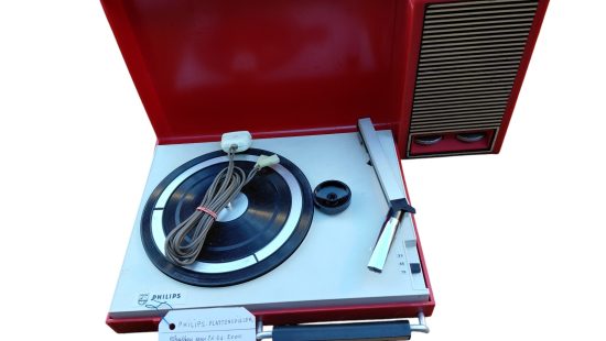 Koffer-Plattenspieler S