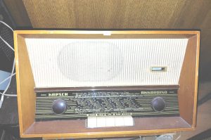 Retro-Radio R1