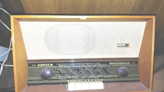 Retro-Radio R1