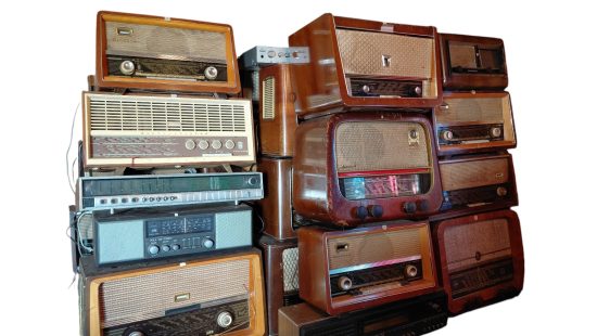 Diverse Retro-Radios S