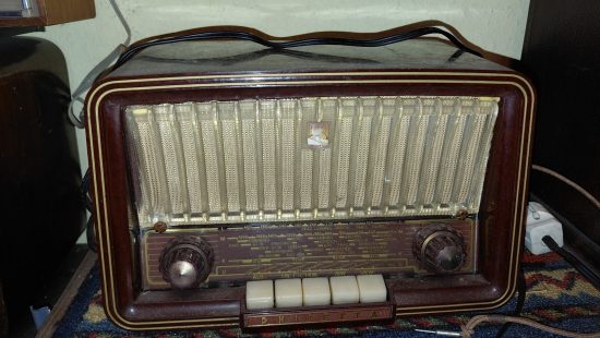 Retro-Radio R1