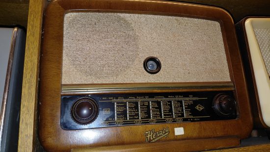 Retro-Radio R1