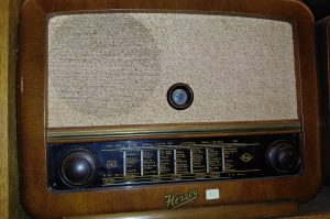 Retro-Radio R1