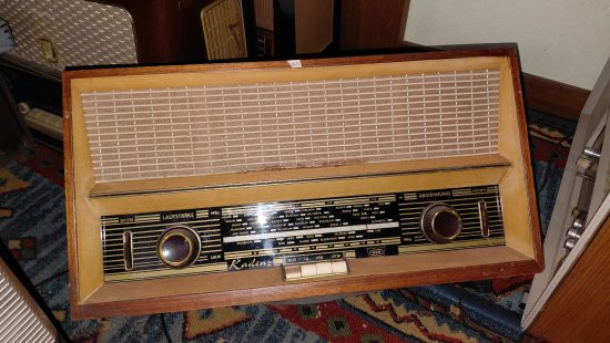 Retro-Radio R1