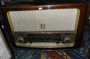 Retro-Radio R1