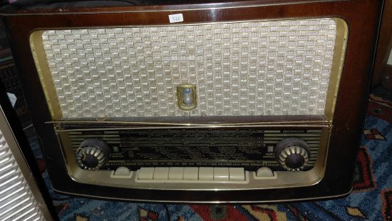 Retro-Radio R1