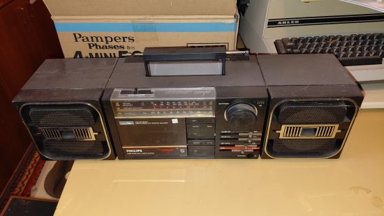 Kofferradio R1