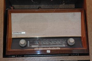 Retro-Radio R1