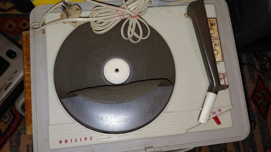 Kofferplattenspieler R1