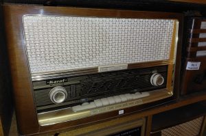Retro-Radio R1