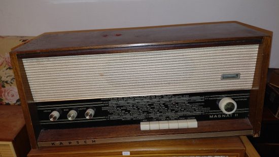 Retro-Radio R2