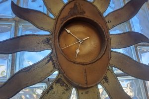 Wanduhr T