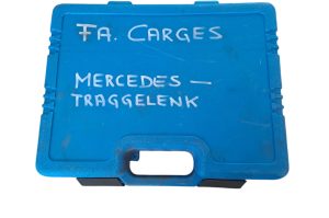 Mercedes Traggelenk