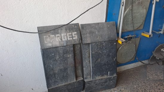 Diverses Handwerkzeug und Maschinen