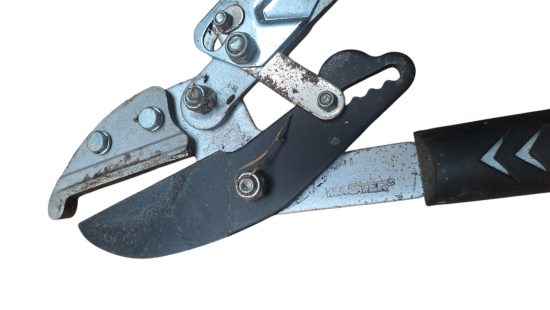 Kraftschere
