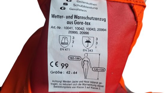 Warnschutzanzug