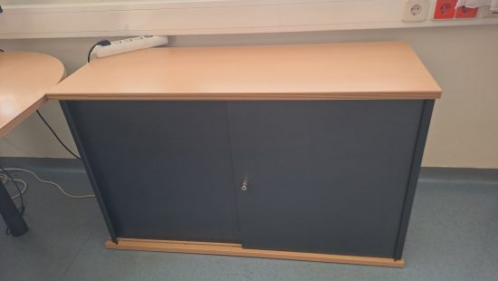 Büroschrank E29