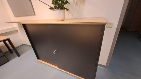 Büroschrank E27