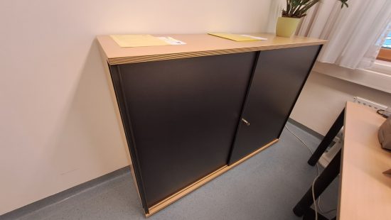 Büroschrank E26