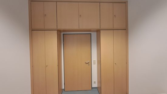 Büroschrankverbau E25