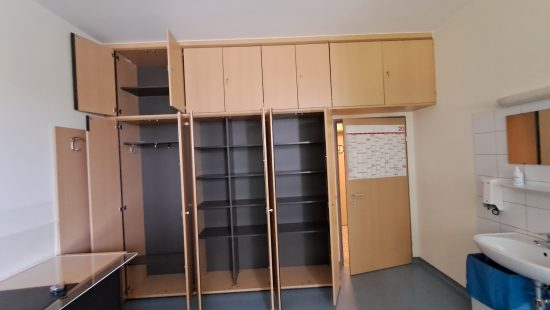 Büroschrankverbau E24