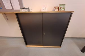 Büroschrank E14