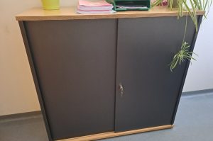 Büroschrank E10