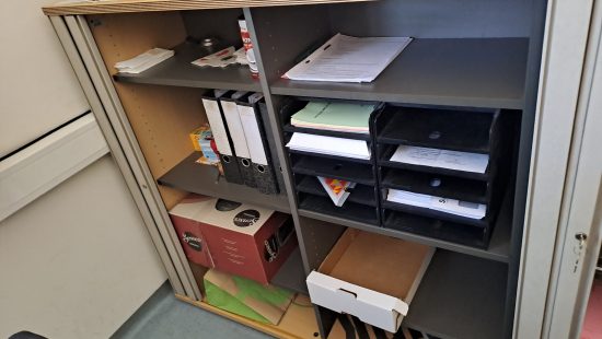 Büroschrank E09