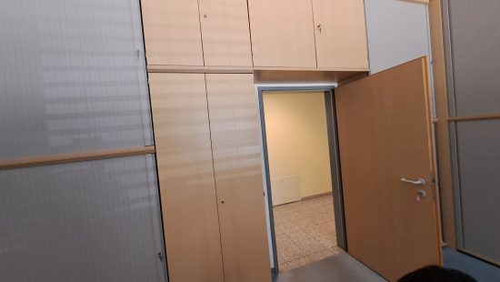 Büroschrank E09