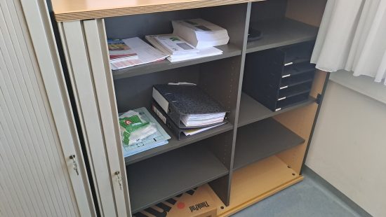 Büroschrank E09