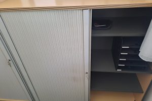 Büroschrank E09