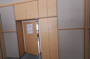 Büroschrank E08