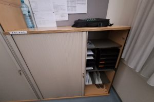 Büroschrank E07